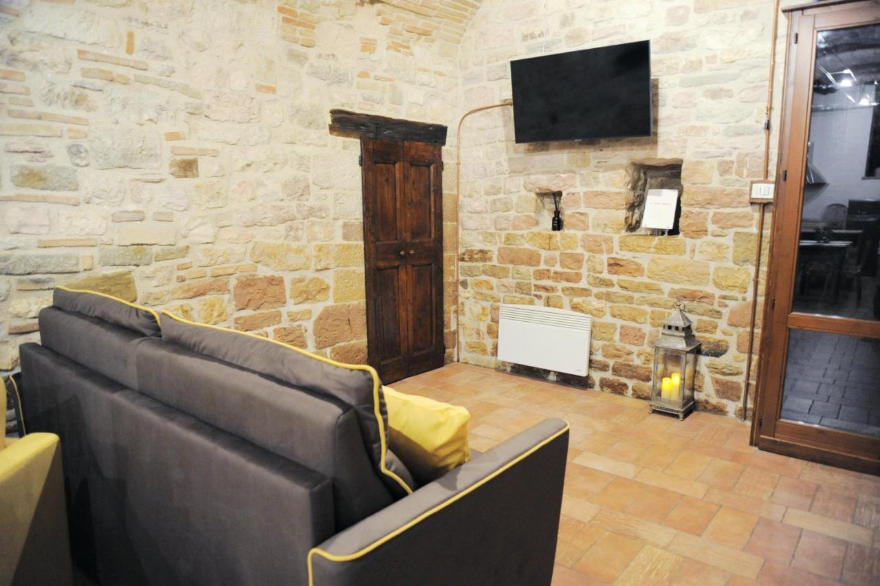 O Rosa Bella Appartamento Via Savelli Della Porta 24 Gubbio Zewnętrze zdjęcie