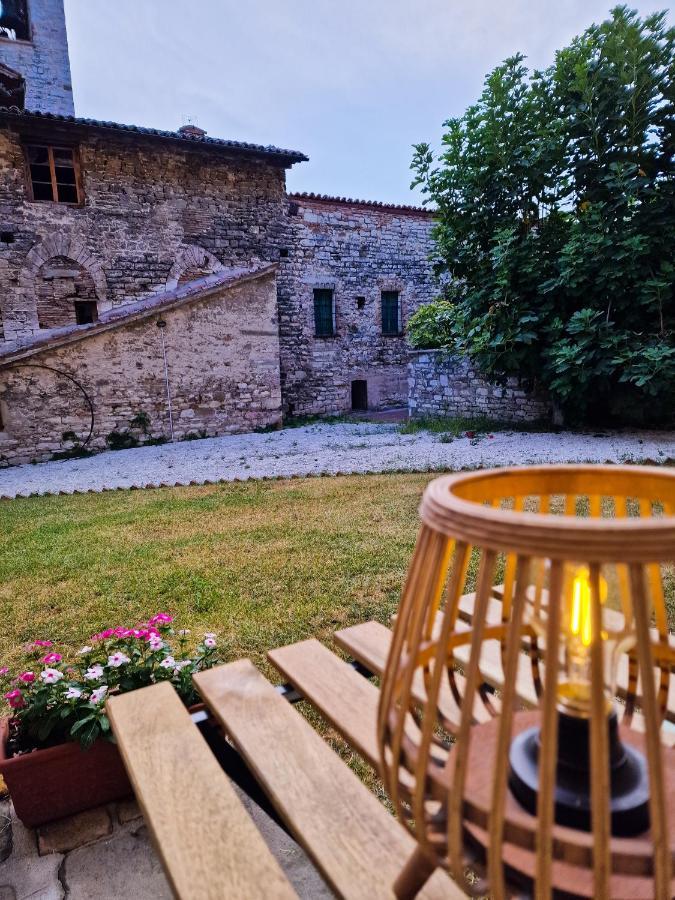 O Rosa Bella Appartamento Via Savelli Della Porta 24 Gubbio Zewnętrze zdjęcie