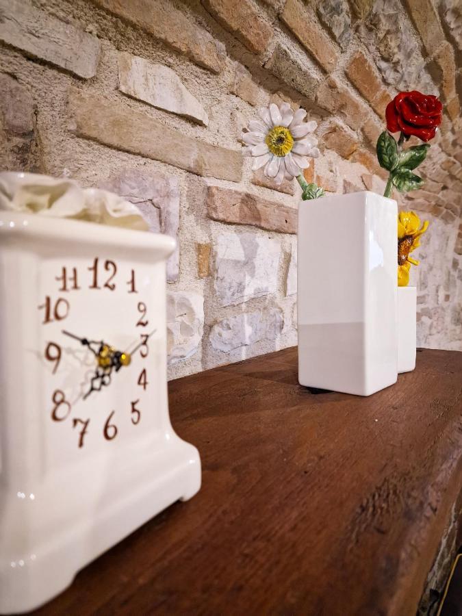 O Rosa Bella Appartamento Via Savelli Della Porta 24 Gubbio Zewnętrze zdjęcie